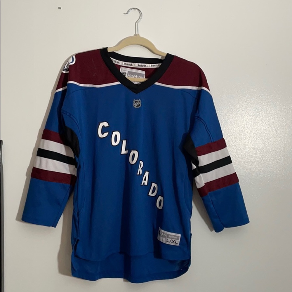 Colorado Avalanche hockey jersey